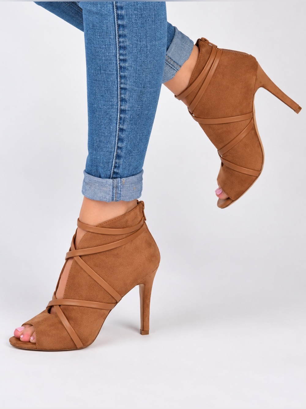 Journee Collection Samara Cognac Women’s Stiletto Heels Peep Toe Booties Size 9